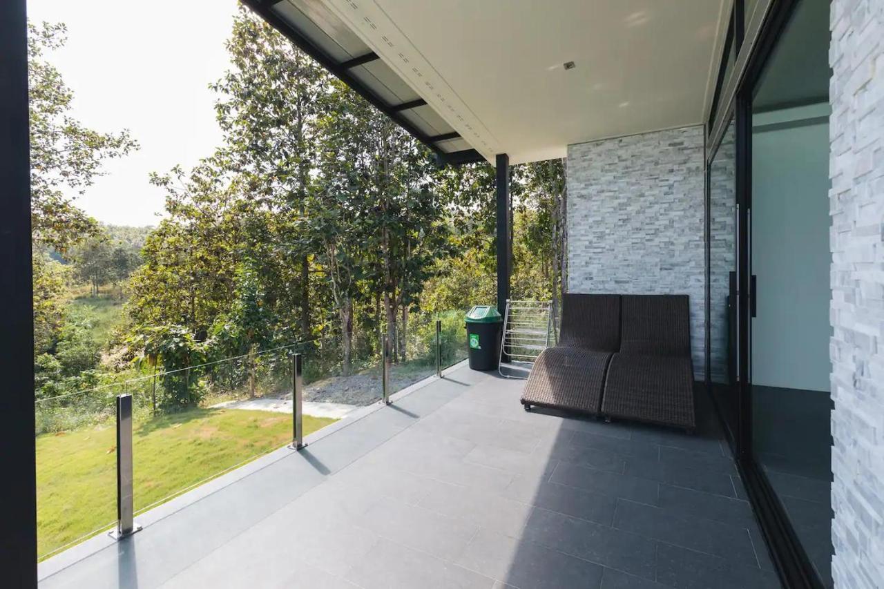 Stunning 3-Bed Villa In Chiang Mai Ngoại thất bức ảnh